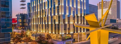 HALL Arts Hotel